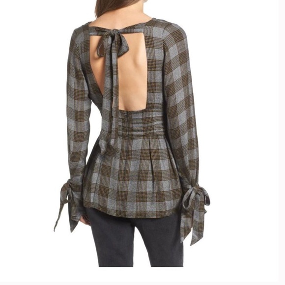 Something Navy tie sleeve plaid top - Picture 2 of 6